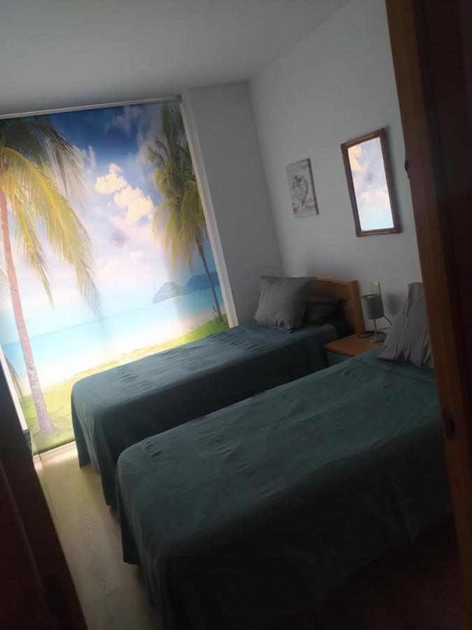 Apartamentos Ch Salou Bagian luar foto